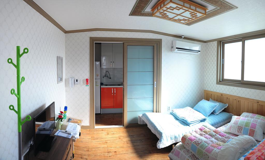 The 1St Andong Hostel Exterior photo